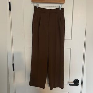 Aritzia Effortless Cropped Crepe Pant 0 Caramelized Walnut (brown)